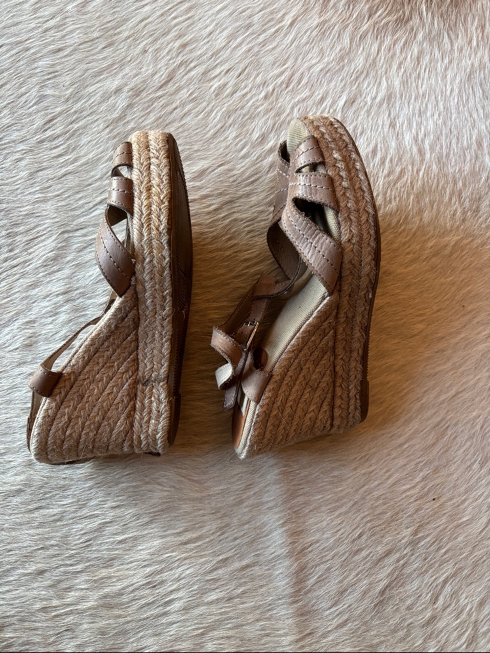 Platform espadrille sandals. - Picture 9 of 12